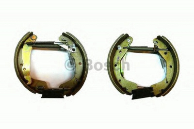BOSCH 0204114582 -  Комплект тормозных колодок