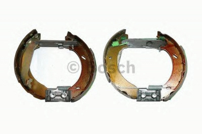 BOSCH 0204114585 -  Комплект тормозных колодок
