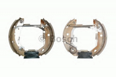 BOSCH 0204114591 -  Комплект тормозных колодок