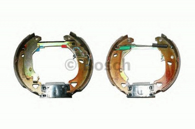 BOSCH 0204114602 -  Комплект тормозных колодок