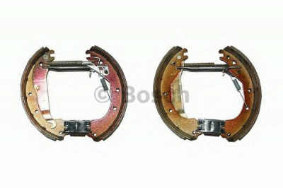 BOSCH 0204114609 -  Комплект тормозных колодок