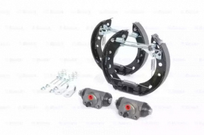BOSCH 0204114640 -  Комплект тормозных колодок