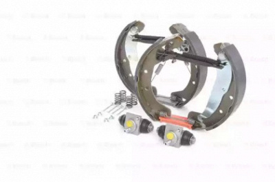 BOSCH 0204114652 -  Комплект тормозных колодок