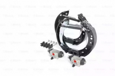 BOSCH 0204114665 -  Комплект тормозных колодок