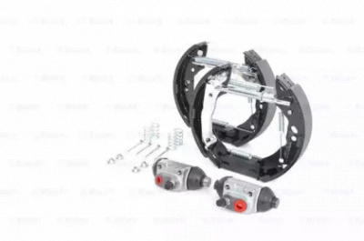 BOSCH 0204114672 -  Комплект тормозных колодок