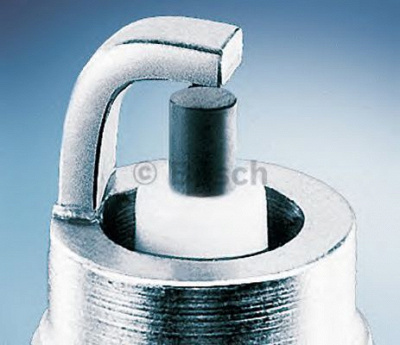 BOSCH 0242219544 -  Свеча зажигания