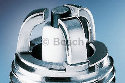 BOSCH 0242229661 -  Свеча зажигания