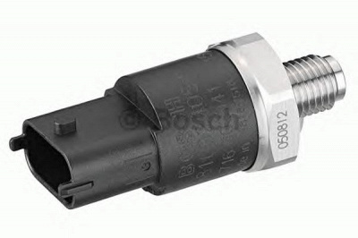 BOSCH 0281002405 -  Датчик, давление подачи топлива