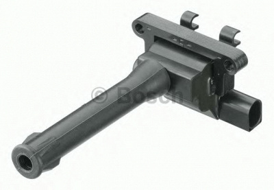BOSCH 0986221044 - Катушка зажигания