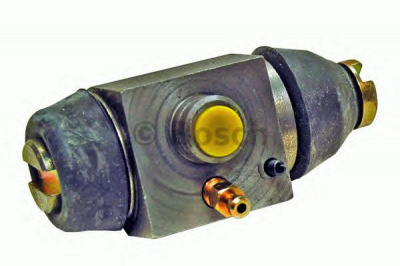 BOSCH 0986475824 -  Колесный тормозной цилиндр