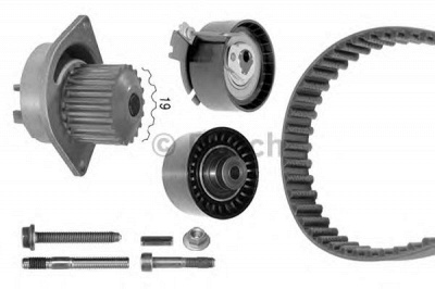BOSCH 1987948711 -  Водяной насос + комплект зубчатого ремня