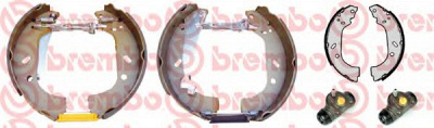 BREMBO k23033 -  Комплект тормозных колодок