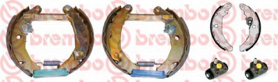 BREMBO k24015 -  Комплект тормозных колодок