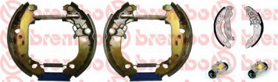 BREMBO k24058 -  Комплект тормозных колодок