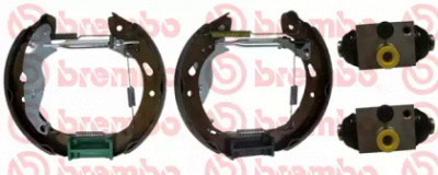 BREMBO k24072 -  Комплект тормозных колодок