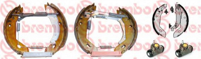 BREMBO k61061 -  Комплект тормозных колодок