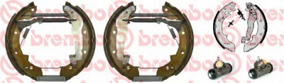 BREMBO k68015 -  Комплект тормозных колодок