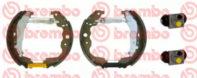 BREMBO k68075 -  Комплект тормозных колодок