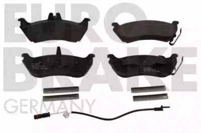 EUROBRAKE 5502223359 -  Комплект тормозных колодок, дисковый тормоз