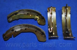 PARTS-MALL plc009 -  Комплект тормозных колодок
