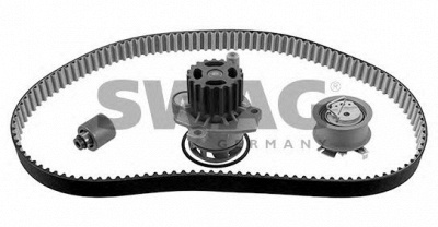 SWAG 30940618 -  Водяной насос + комплект зубчатого ремня