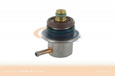 VAICO v102262 -  Регулятор давления подачи топлива