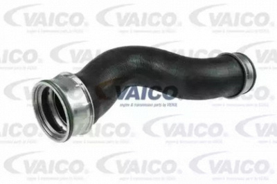 VAICO v104376 -  Трубка нагнетаемого воздуха