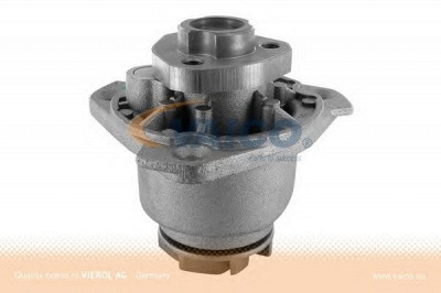 VAICO v1050010 -  Водяной насос