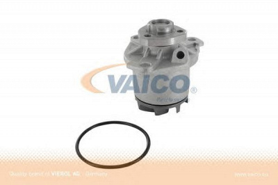 VAICO v1050040 -  Водяной насос