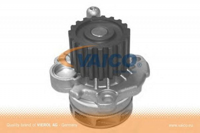 VAICO v1050052 -  Водяной насос