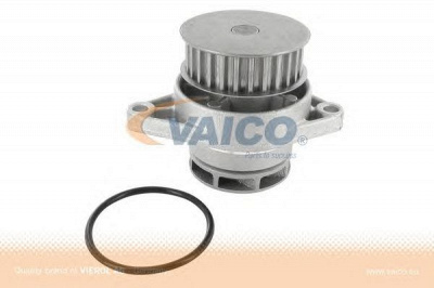 VAICO v1050056 -  Водяной насос