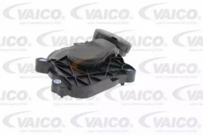 VAICO v302524 -  Маслосъемный щиток, вентиляция картера