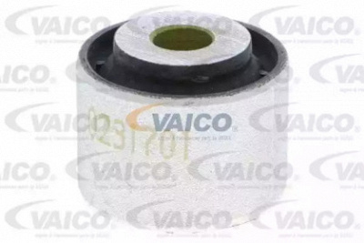 VAICO v302777 -  Подвеска, рычаг независимой подвески колеса