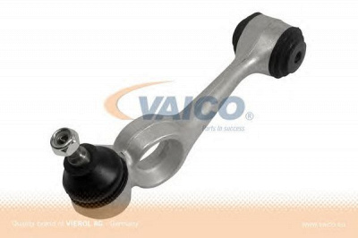 VAICO v3071111 -  Рычаг независимой подвески колеса, подвеска колеса