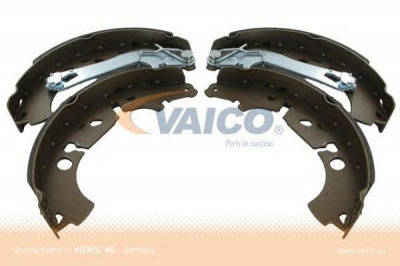 VAICO v400615 -  Комплект тормозных колодок