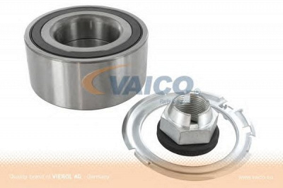 VAICO v400776 -  Комплект подшипника ступицы колеса
