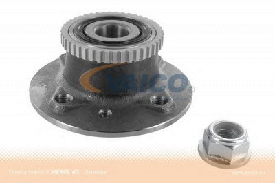 VAICO v460457 -  Комплект подшипника ступицы колеса