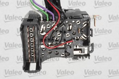 VALEO 251604 -  Выключатель на колонке рулевого управления