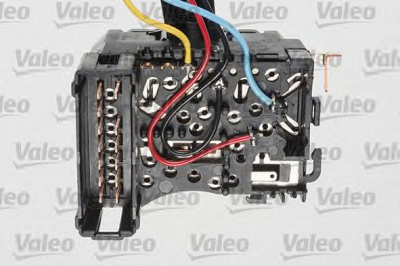 VALEO 251605 -  Выключатель на колонке рулевого управления
