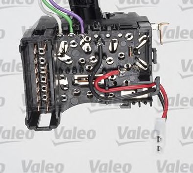 VALEO 251606 -  Выключатель на колонке рулевого управления