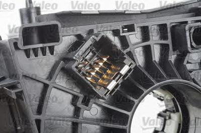VALEO 251642 -  Выключатель на колонке рулевого управления