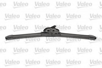 VALEO 575782 -  Щётка стеклоочистителя Бескаркасная First Pyramid TM Multiconnection, со спойлером