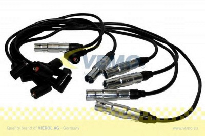VEMO v10700016 -  Комплект проводов зажигания