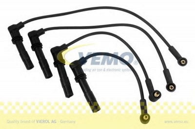 VEMO v10700026 -  Комплект проводов зажигания