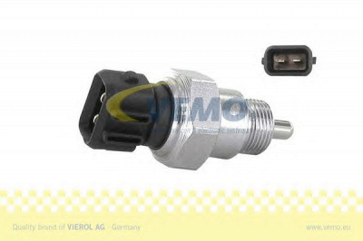 VEMO v10730210 -  Выключатель, фара заднего хода