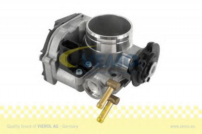 VEMO v10810018 -  Патрубок дроссельной заслонки