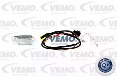 VEMO v10840039 -  Лампа, освещение ящика для перчаток