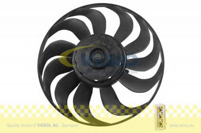 VEMO v15011818 -  Вентилятор, охлаждение двигателя
