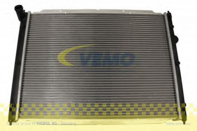 VEMO v15605053 -  Радиатор, охлаждение двигателя