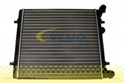 VEMO v15605056 -  Радиатор, охлаждение двигателя
